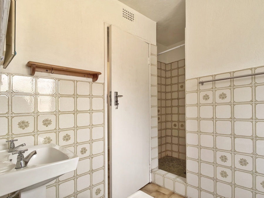 To Let 3 Bedroom Property for Rent in Fairland Gauteng