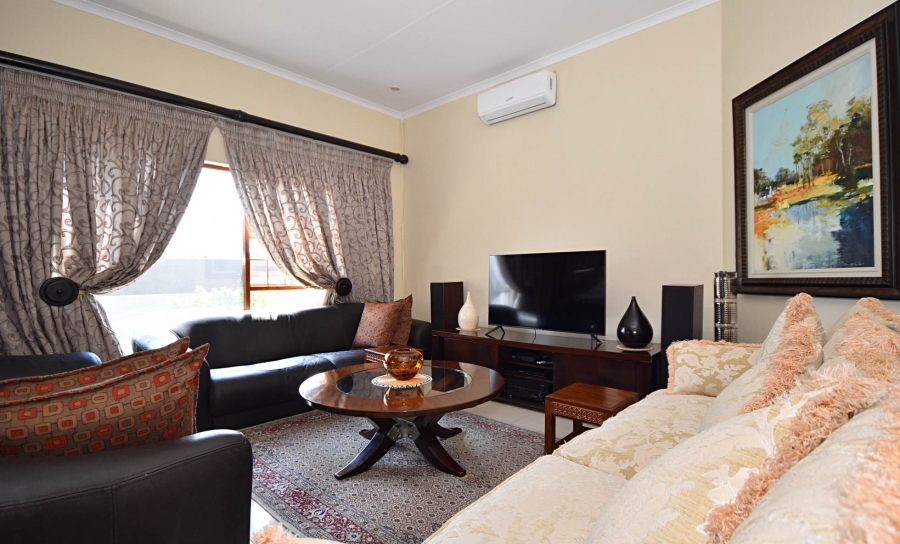 4 Bedroom Property for Sale in Bromhof Gauteng