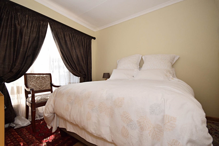 4 Bedroom Property for Sale in Bromhof Gauteng