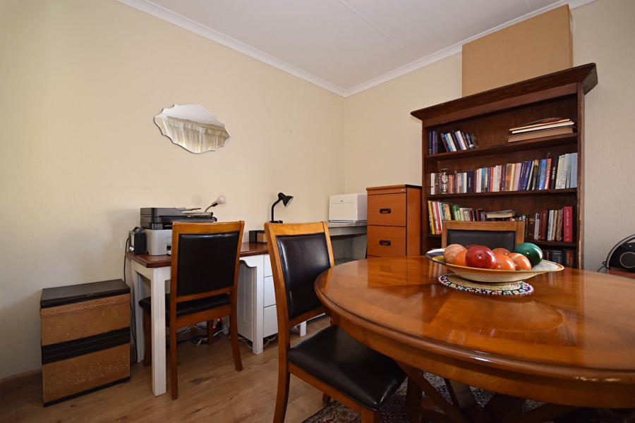 4 Bedroom Property for Sale in Bromhof Gauteng