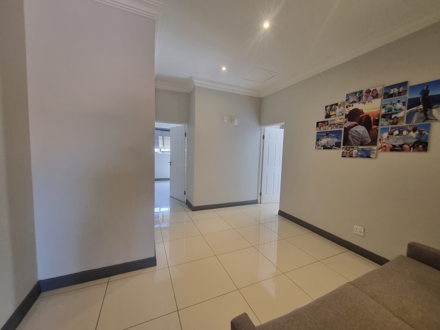 To Let 4 Bedroom Property for Rent in Olympus AH Gauteng