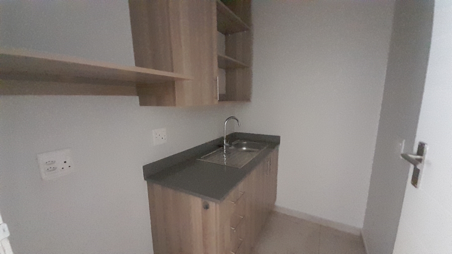 To Let commercial Property for Rent in Halfway House Gauteng