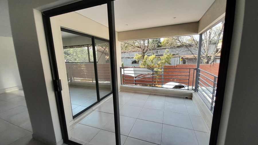 To Let commercial Property for Rent in Halfway House Gauteng