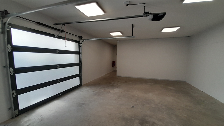 To Let commercial Property for Rent in Halfway House Gauteng