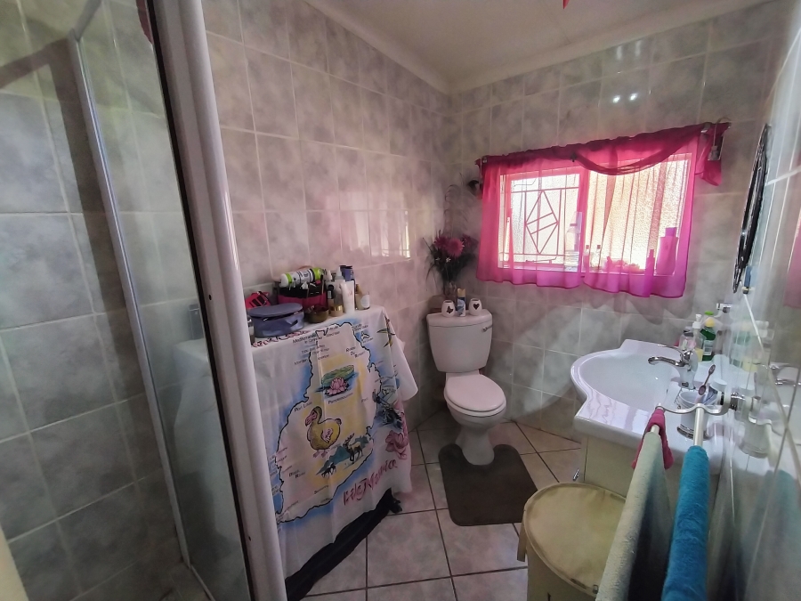 7 Bedroom Property for Sale in Pretoria North Gauteng