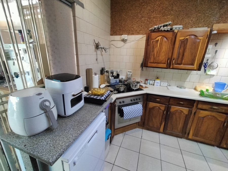7 Bedroom Property for Sale in Pretoria North Gauteng