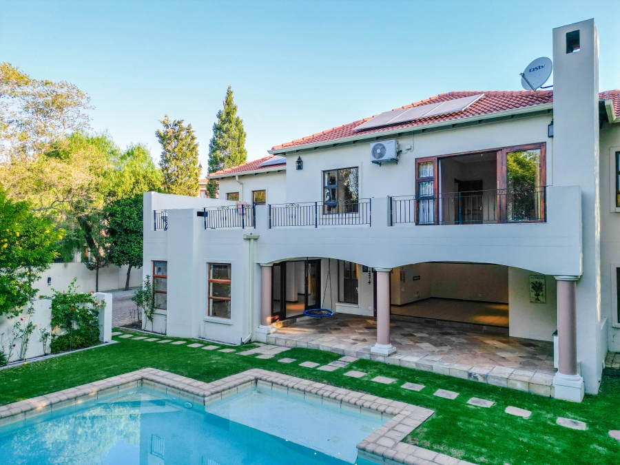 3 Bedroom Property for Sale in Lonehill Gauteng