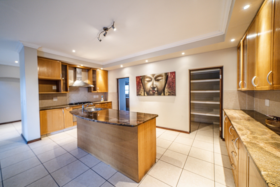 3 Bedroom Property for Sale in Lonehill Gauteng