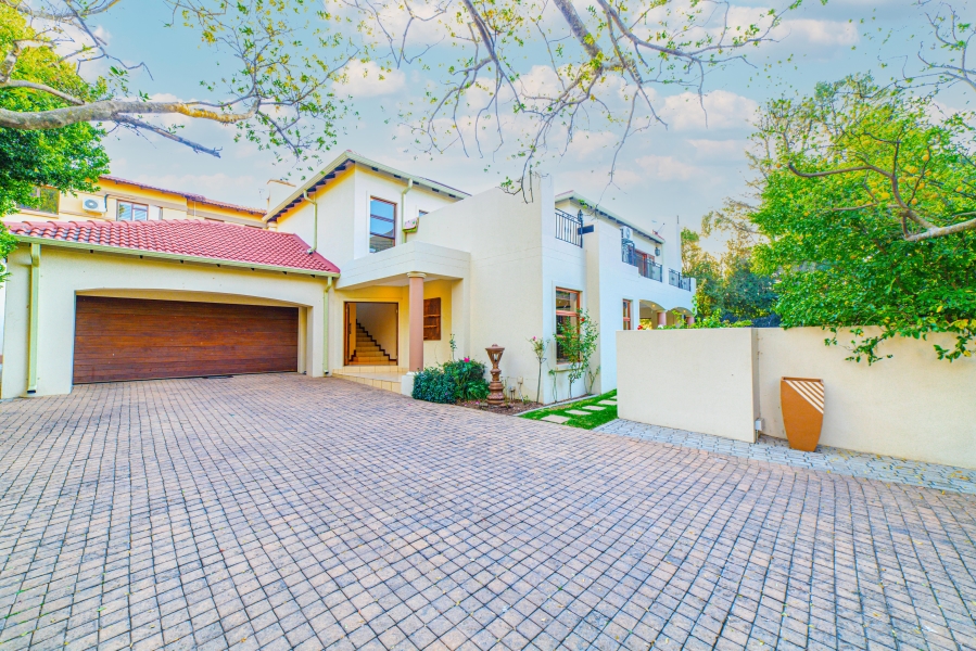 3 Bedroom Property for Sale in Lonehill Gauteng