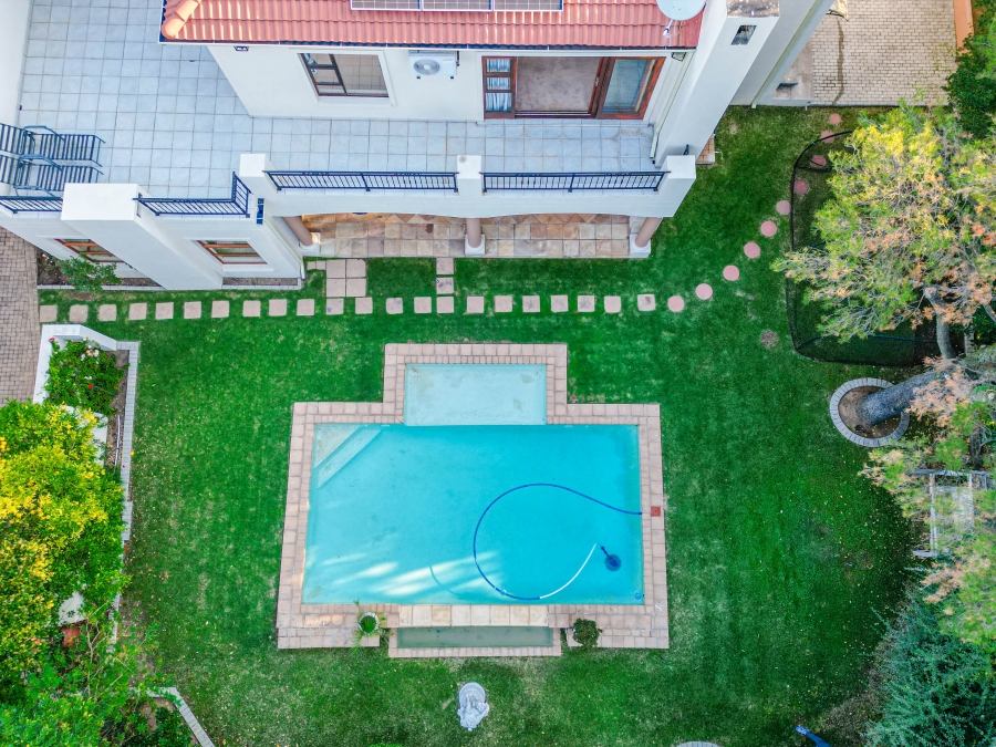 3 Bedroom Property for Sale in Lonehill Gauteng