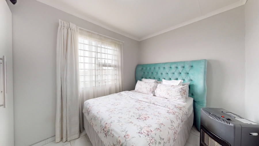 4 Bedroom Property for Sale in Delmore Park Gauteng