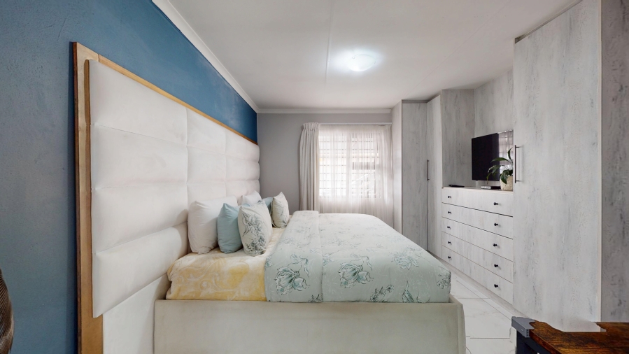 4 Bedroom Property for Sale in Delmore Park Gauteng