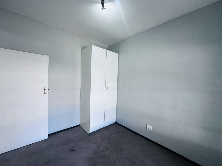 2 Bedroom Property for Sale in Brenthurst Gauteng