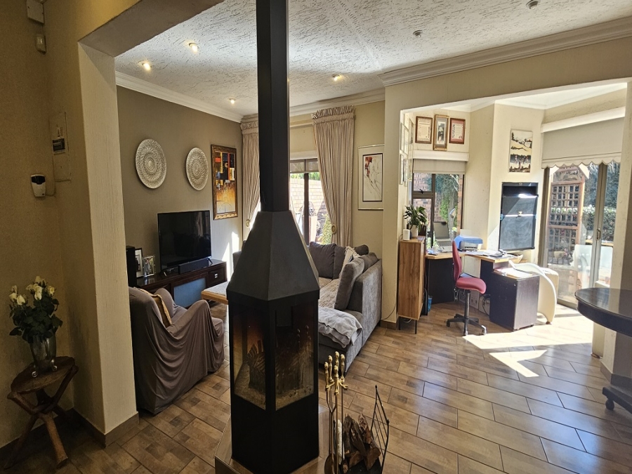 3 Bedroom Property for Sale in Meyersdal Gauteng