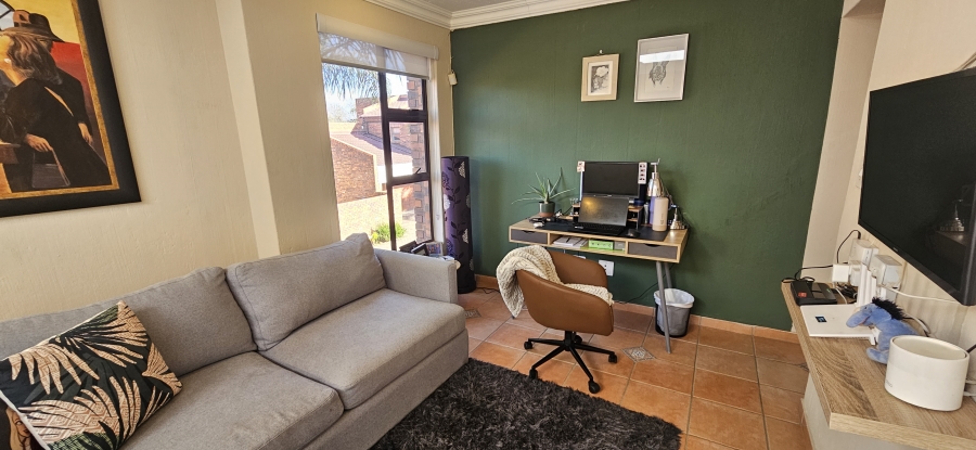 3 Bedroom Property for Sale in Meyersdal Gauteng