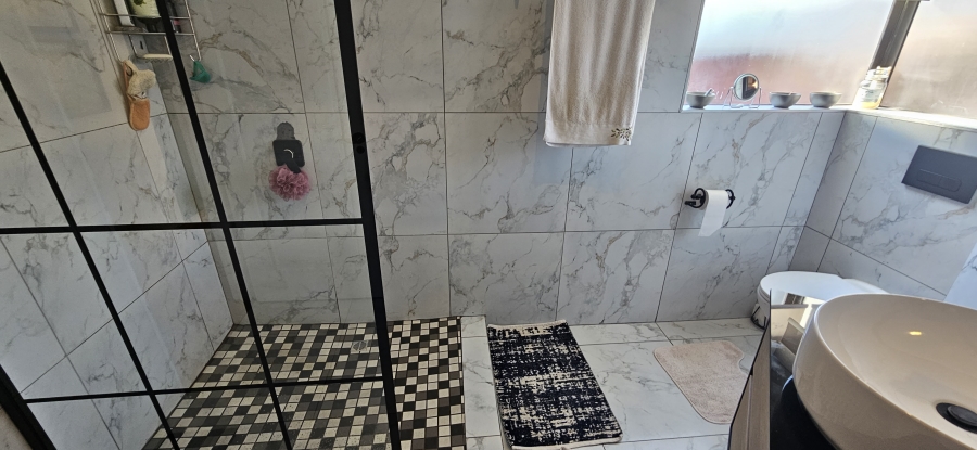 3 Bedroom Property for Sale in Meyersdal Gauteng