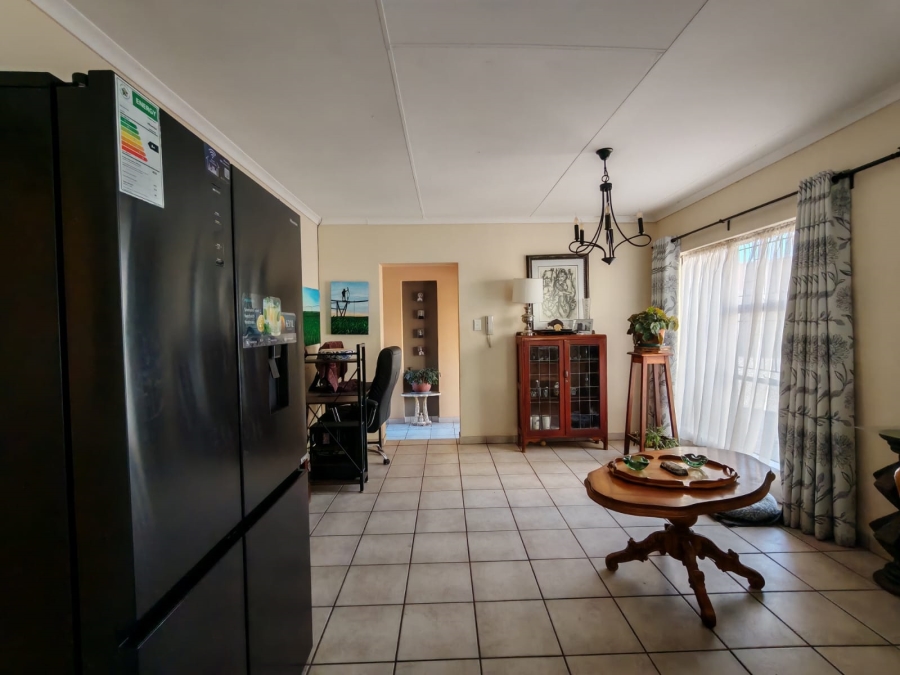 3 Bedroom Property for Sale in Three Rivers Gauteng