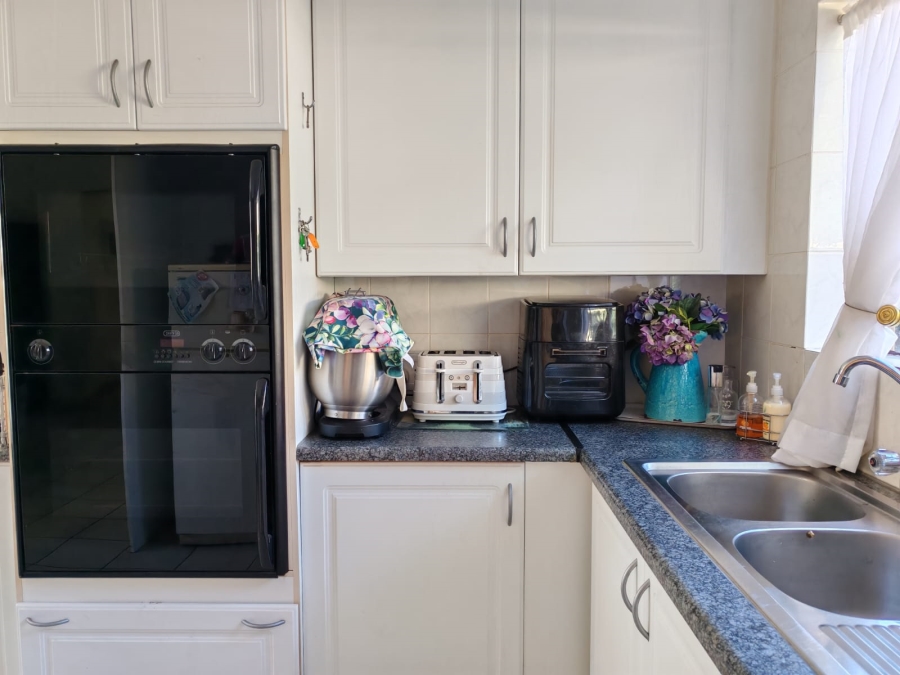 3 Bedroom Property for Sale in Three Rivers Gauteng