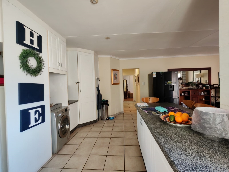 3 Bedroom Property for Sale in Three Rivers Gauteng