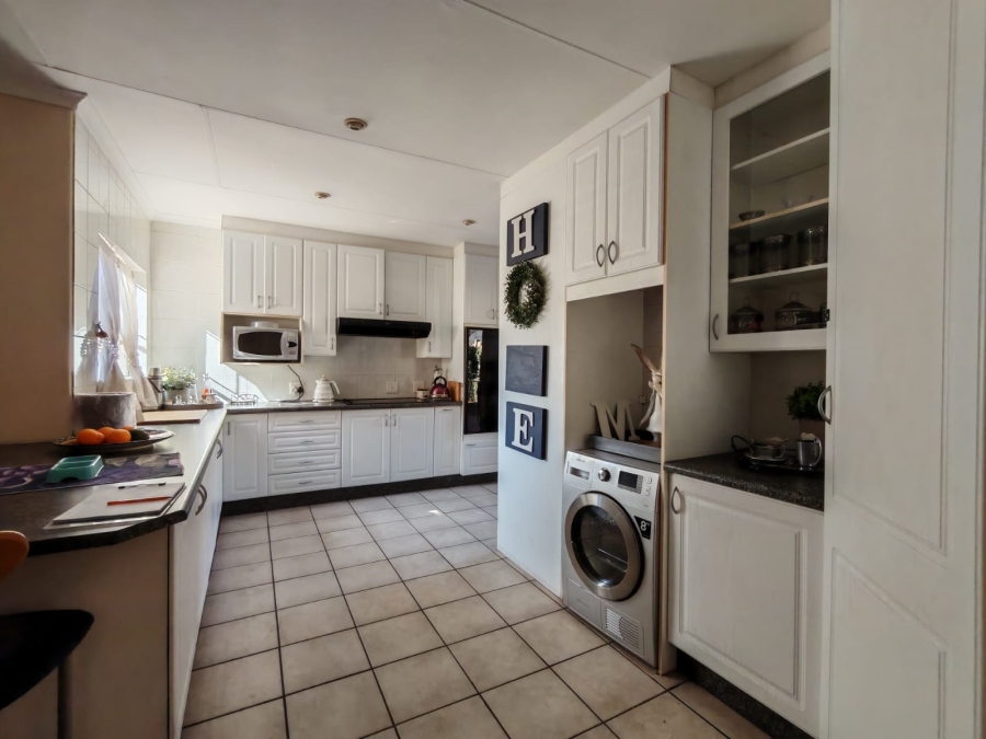 3 Bedroom Property for Sale in Three Rivers Gauteng