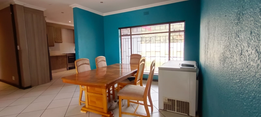 4 Bedroom Property for Sale in Three Rivers East Gauteng