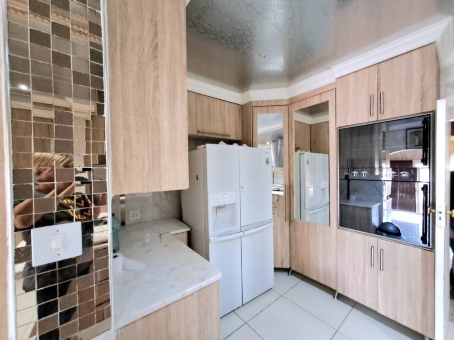 4 Bedroom Property for Sale in Three Rivers East Gauteng