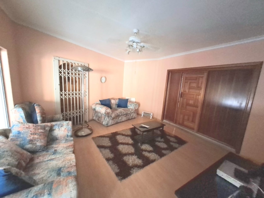 4 Bedroom Property for Sale in Three Rivers East Gauteng