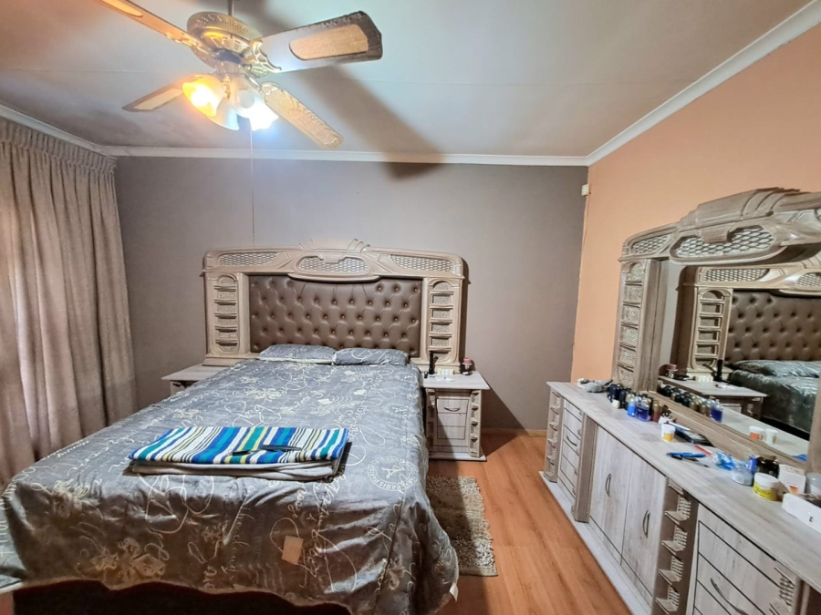 4 Bedroom Property for Sale in Three Rivers East Gauteng