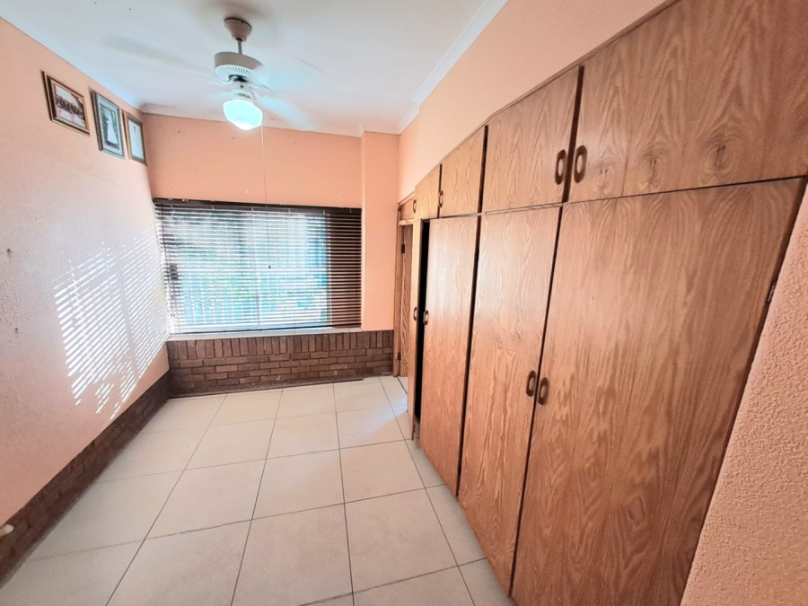 4 Bedroom Property for Sale in Three Rivers East Gauteng