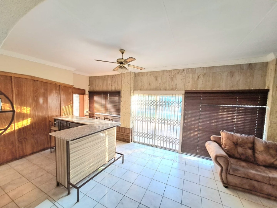 4 Bedroom Property for Sale in Three Rivers East Gauteng