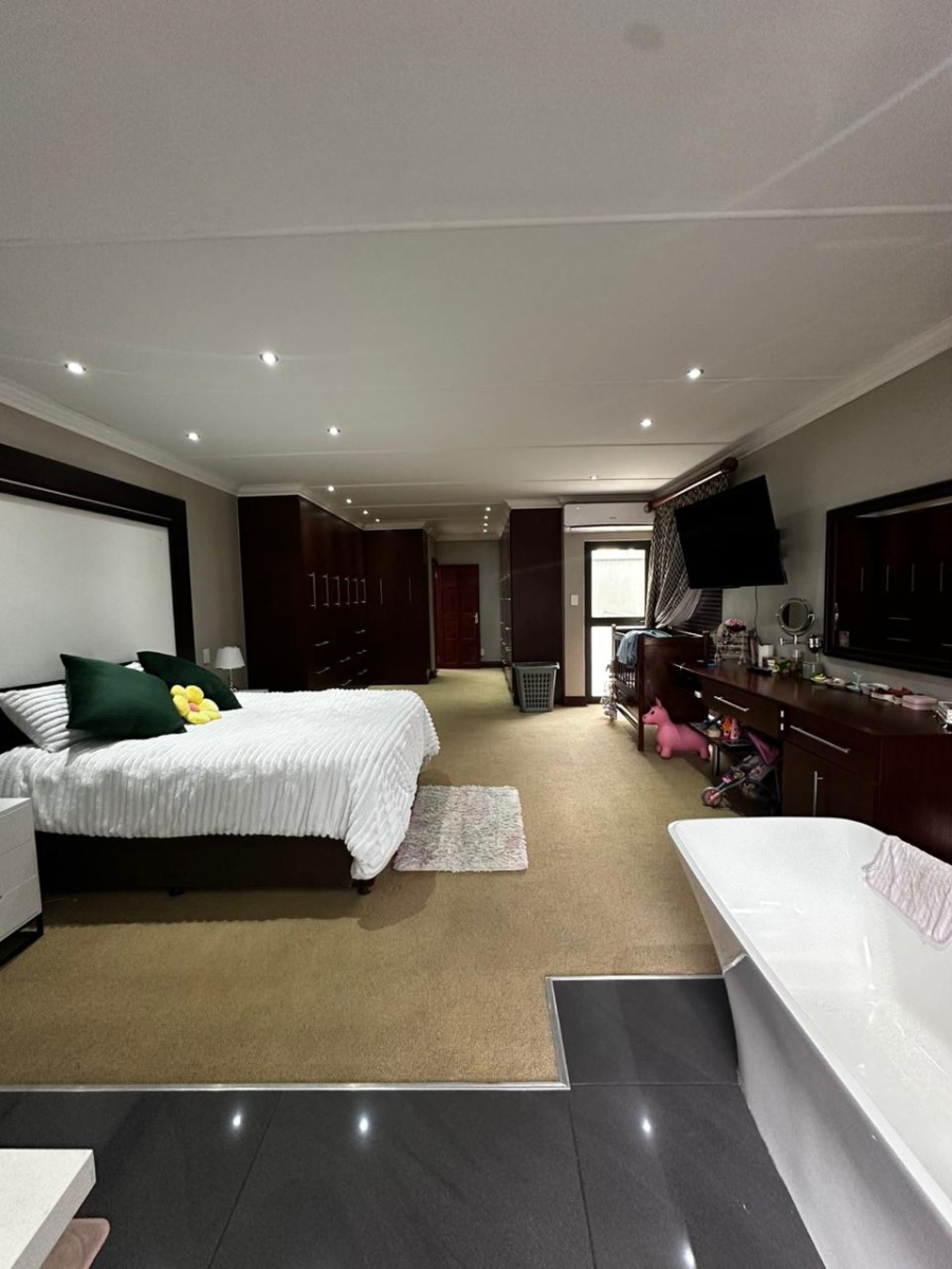3 Bedroom Property for Sale in Vanderbijlpark SW 5 Gauteng