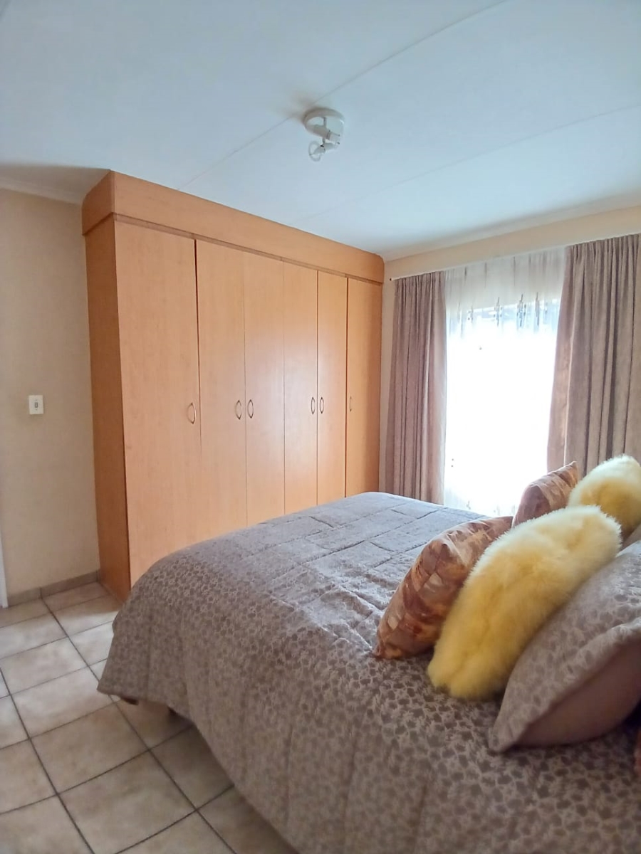 3 Bedroom Property for Sale in Vanderbijlpark CE 2 Gauteng