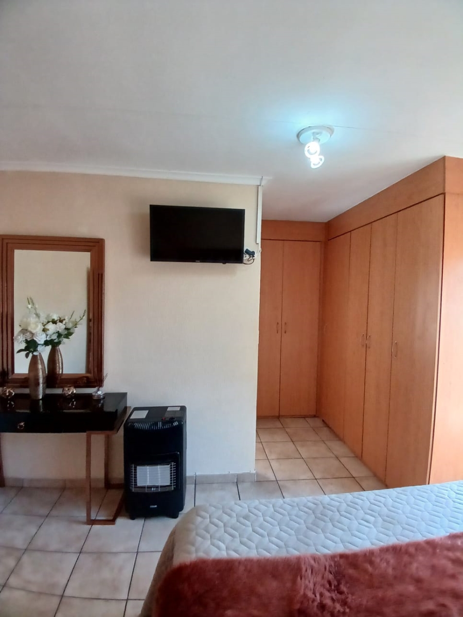 3 Bedroom Property for Sale in Vanderbijlpark CE 2 Gauteng