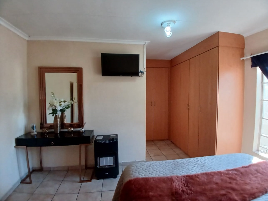 3 Bedroom Property for Sale in Vanderbijlpark CE 2 Gauteng