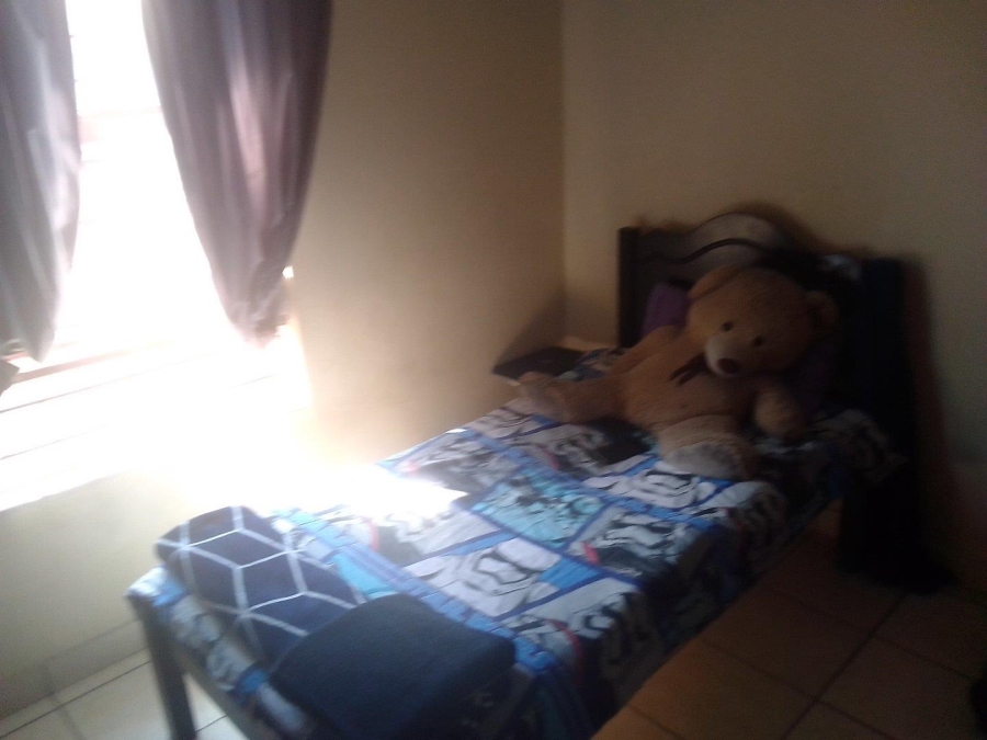 3 Bedroom Property for Sale in Kosmosdal Gauteng