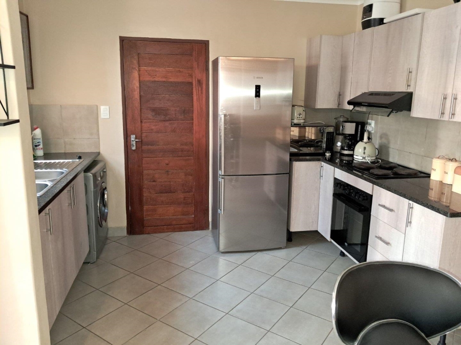 3 Bedroom Property for Sale in Kosmosdal Gauteng