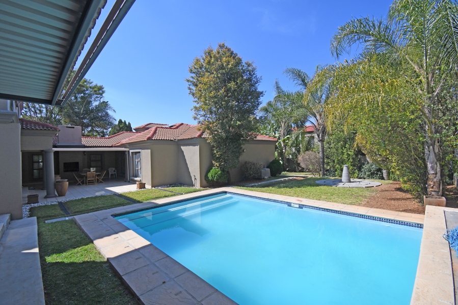 6 Bedroom Property for Sale in North Riding Gauteng