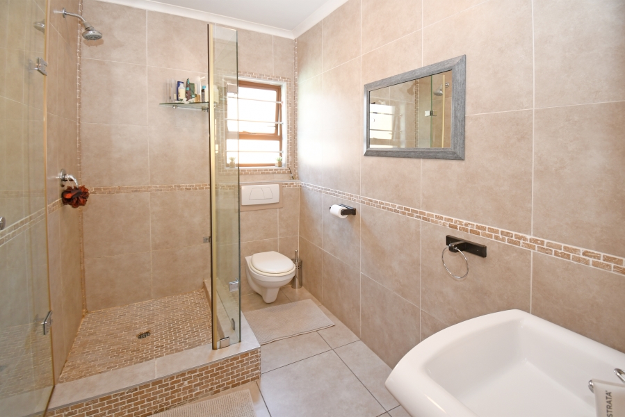 6 Bedroom Property for Sale in North Riding Gauteng