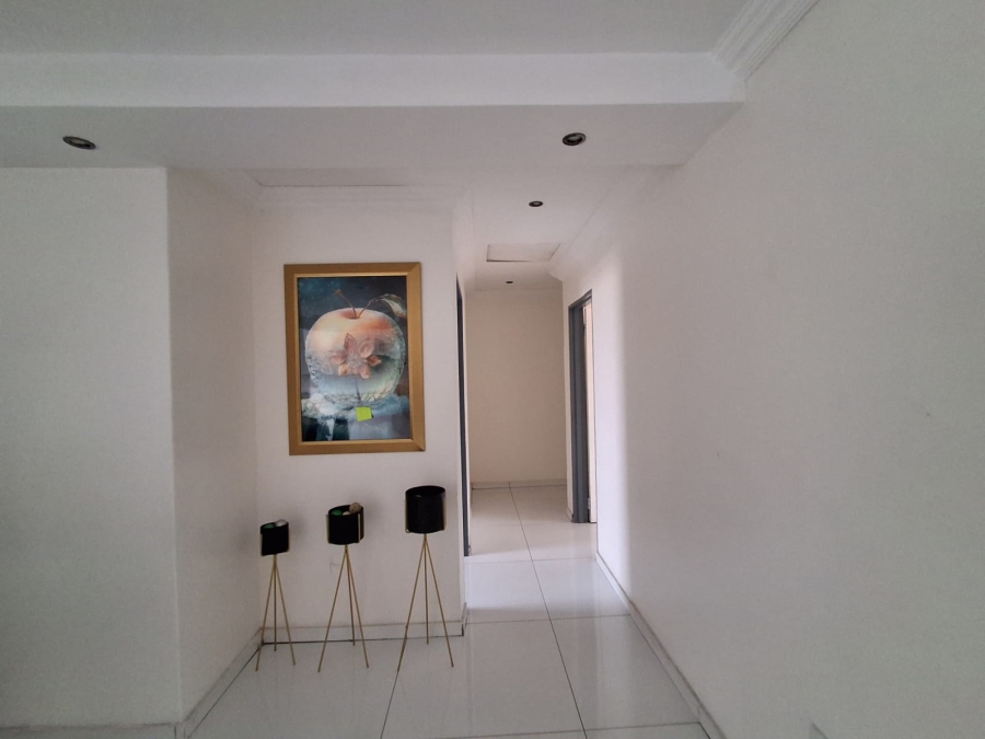 3 Bedroom Property for Sale in Three Rivers East Gauteng