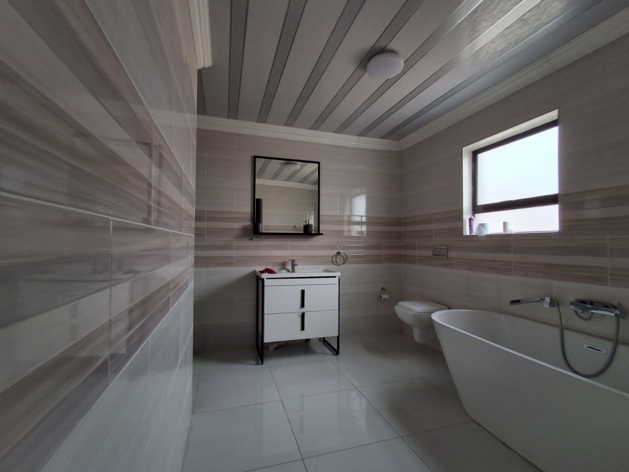 3 Bedroom Property for Sale in Three Rivers East Gauteng