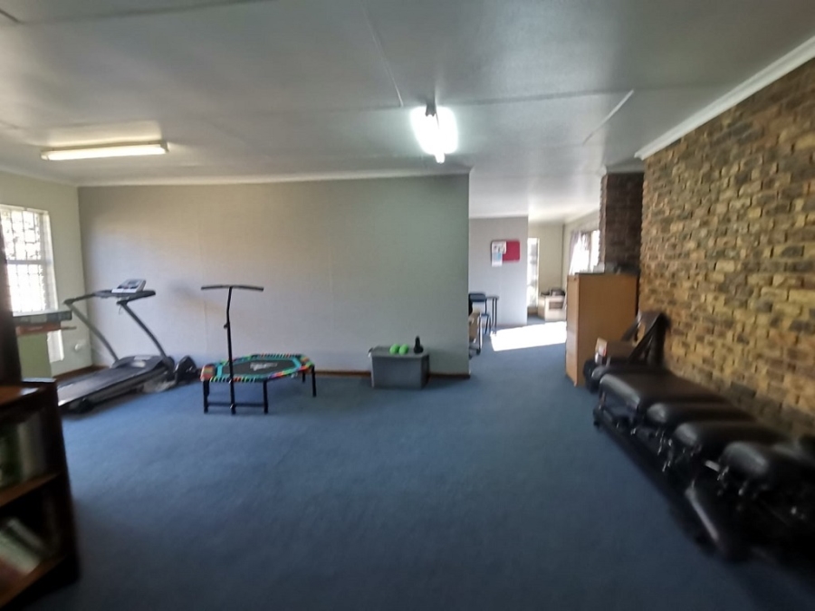 3 Bedroom Property for Sale in Brackenhurst Gauteng
