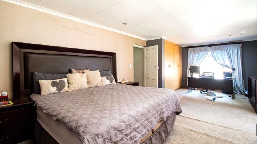4 Bedroom Property for Sale in Atlasville Gauteng