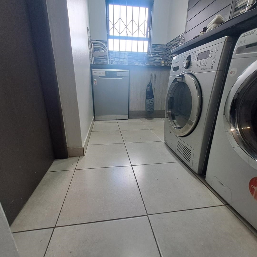 3 Bedroom Property for Sale in Brentwood Gauteng