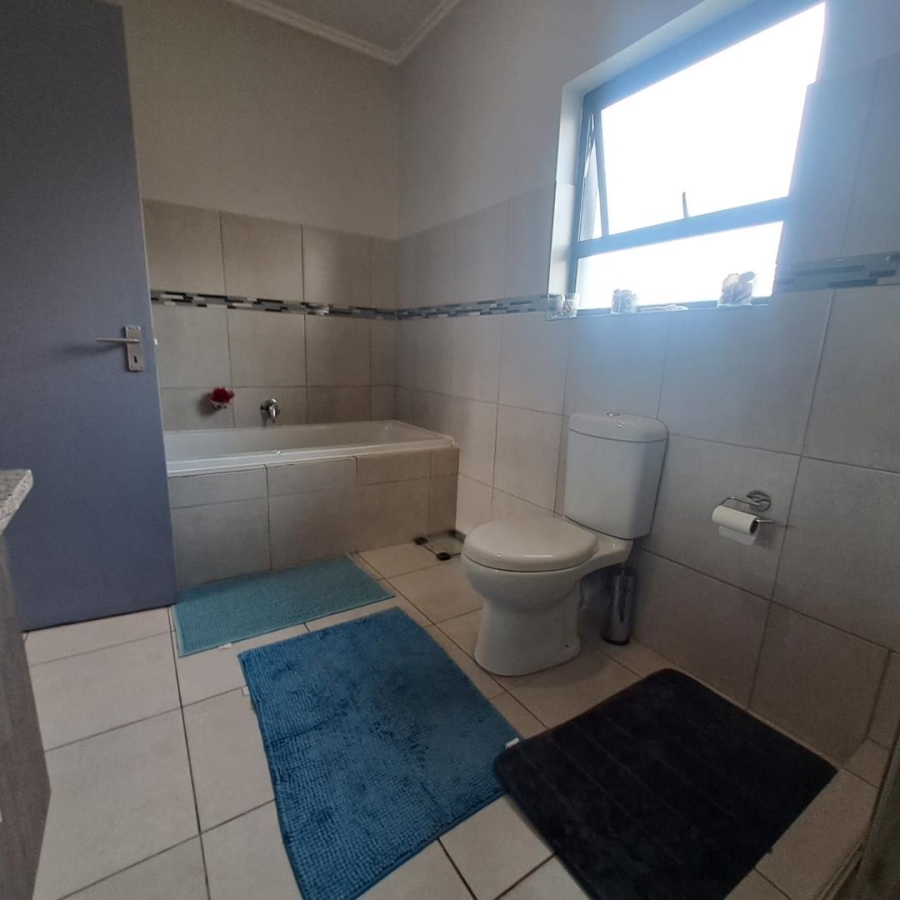 3 Bedroom Property for Sale in Brentwood Gauteng