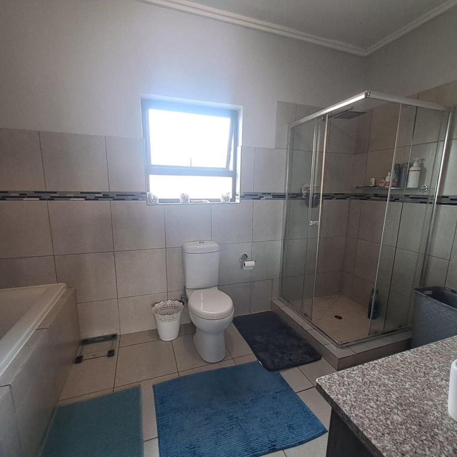 3 Bedroom Property for Sale in Brentwood Gauteng