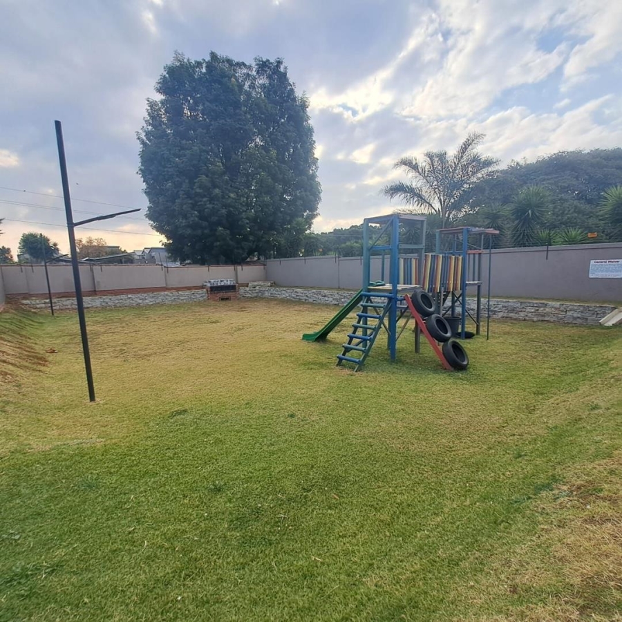 3 Bedroom Property for Sale in Brentwood Gauteng