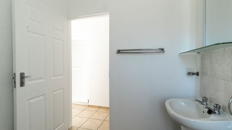 2 Bedroom Property for Sale in Brentwood Park Gauteng