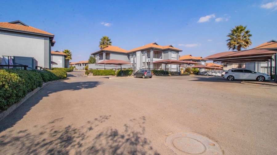 2 Bedroom Property for Sale in Rynfield Gauteng