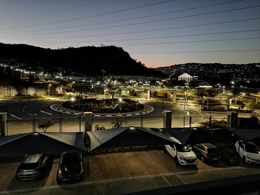 1 Bedroom Property for Sale in Aspen Hills Gauteng