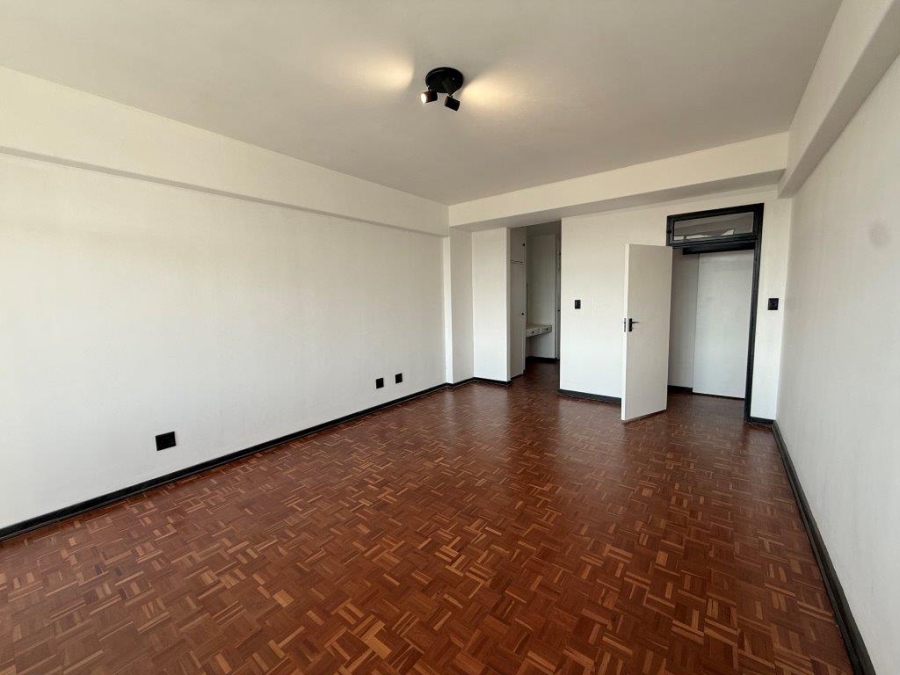 To Let 3 Bedroom Property for Rent in Melrose Gauteng